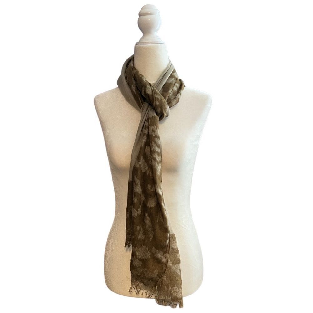 Versatile Scarf - Picture 2 of 4
